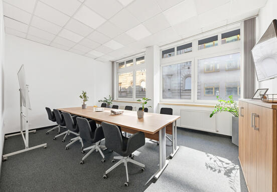 RM2 Offices  - Radnóti Miklós utca