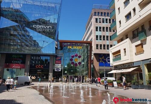 Kiadó iroda Alakítható szolgáltatott irodák irodák a Spaces Corvin Towersben