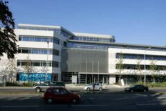 Kiadó iroda Büro Center West
