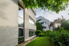 Kiadó iroda Büro Center West