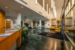Kiadó iroda Büro Center West