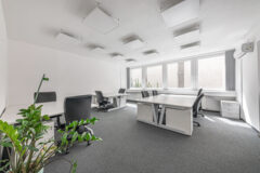 Kiadó iroda RM2 Offices  - Radnóti Miklós utca