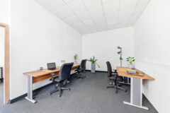 Kiadó iroda RM2 Offices  - Radnóti Miklós utca