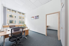 Kiadó iroda RM2 Offices  - Radnóti Miklós utca
